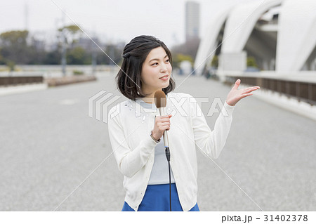 女子アナ　リポーター 31402378