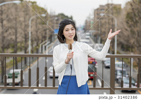 女子アナ　リポーター 31402386