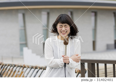 女子アナ　リポーター 31402401