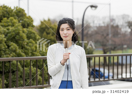 女子アナ　リポーター 31402419