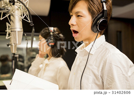 男性　レコーディング 31402606