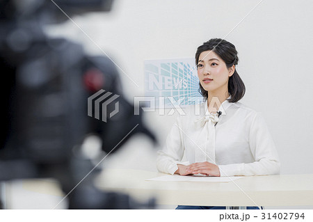 女子アナ　ニュース番組　キャスター 31402794