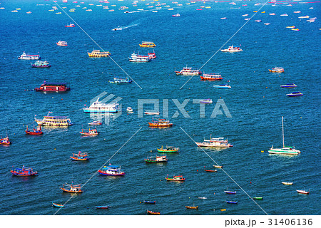 View of boats in the sea View of boats in the sea 31406136