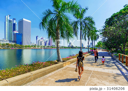 People walking along Benjakitti park 31406206