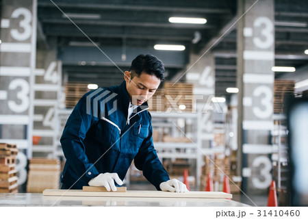 工場 作業員 工場 作業員 31410460