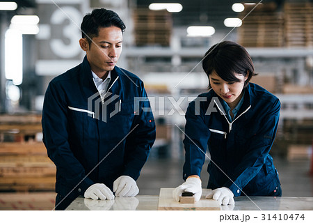 工場 作業員 工場 作業員 31410474