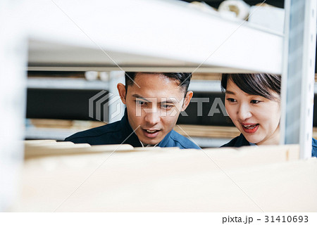 作業員　工場 31410693