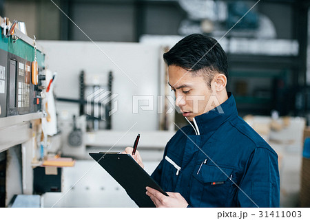 工場 作業員 工場 作業員 31411003