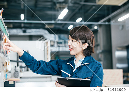工場　作業員 31411009