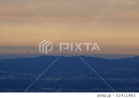 龍王山から見た明石海峡大橋（奈良県天理市） 31411963