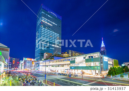 新宿駅 南口 バスタ新宿の夜景 新宿駅 南口 バスタ新宿の夜景 31413937