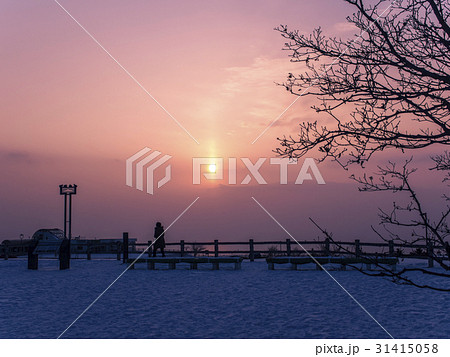 有珠山サービスエリアからの夕日 有珠山サービスエリアからの夕日 31415058