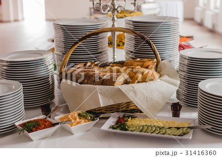 catering food for wedding 31416360