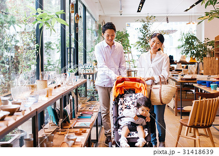 お出かけ 撮影協力:TENOHA DAIKANYAMA お出かけ 撮影協力:TENOHA DAIKANYAMA 31418639