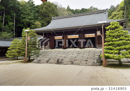 近江神宮　内拝殿 31418903