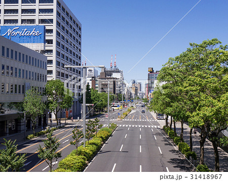 名古屋市東区　錦通り　愛知県美術館前歩道橋より名古屋駅中心部を望む 31418967