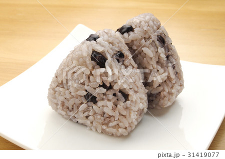 黒小豆のおむすび 31419077