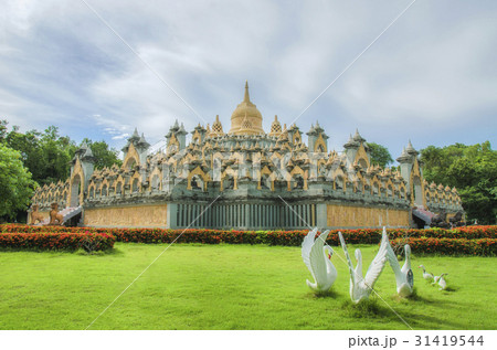 Sandstone Pagoda in Pa Kung Temple at Roi Et Sandstone Pagoda in Pa Kung Temple at Roi Et 31419544