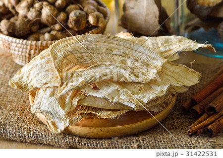 Pueraria mirifica or White Kwao Krua Pueraria mirifica or White Kwao Krua 31422531