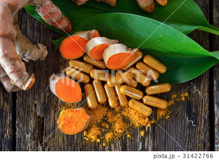 Turmeric powder and turmeric capsules Turmeric powder and turmeric capsules 31422766