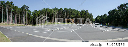 伊豆稲取の細野高原駐車場 31423576