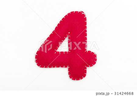 赤いフェルトの数字 4 赤いフェルトの数字 4 31424668