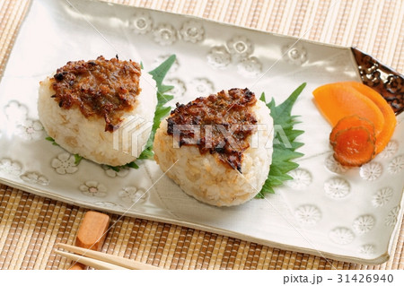 蕗味噌の焼きおにぎり 31426940