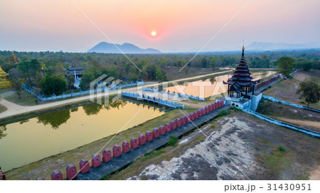 Pupet show in Kanchanaburi 31430951