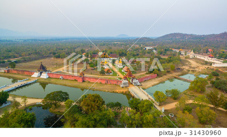 Pupet show in Kanchanaburi 31430960