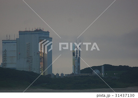 H-2Aロケット34号機 機体移動 H-2Aロケット34号機 機体移動 31437130