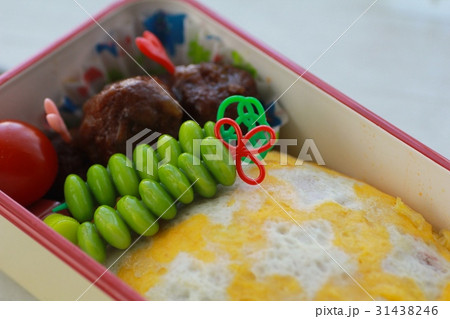 星柄に作ったオムライス弁当 女の子弁当 星柄に作ったオムライス弁当 女の子弁当 31438246