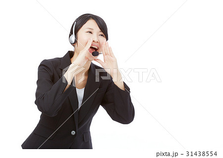 女性　　オペレーター　話しかける 31438554
