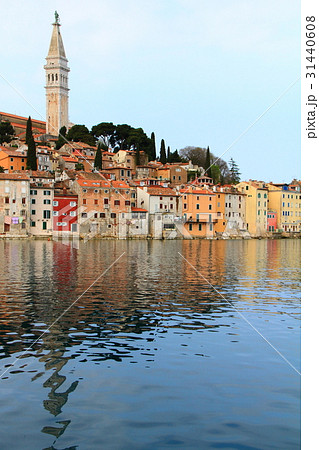 ロヴィニ旧市街（クロアチア） 31440608