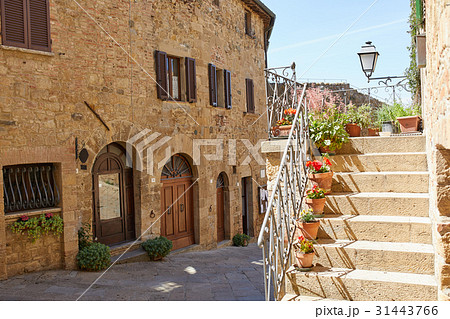Alley in old town , Tuscany Italy 31443766