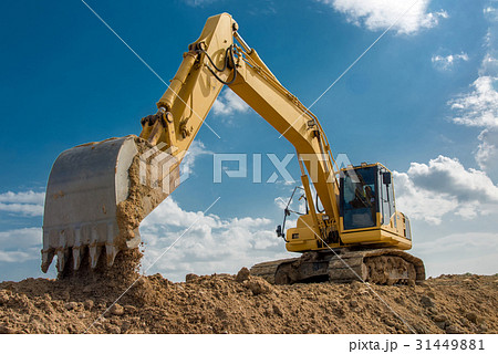 excavator blue sky heavy machine construction site 31449881