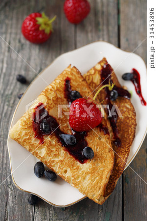 pancakes with berries pancakes with berries 31453896