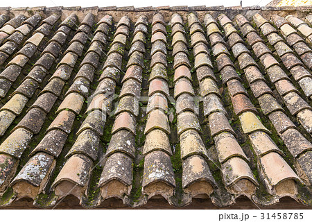 スペイン瓦の屋根風景の写真素材 [31458785] - PIXTA