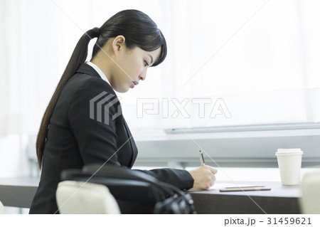 フレッシャーズ 女性 31459621