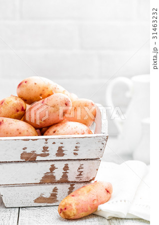 Raw potato 31463232