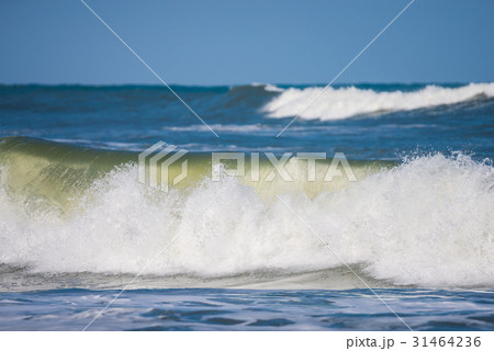 波 海 素材 （千葉県九十九里） 31464236
