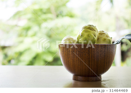Noni or Morinda citrifolia. 31464469