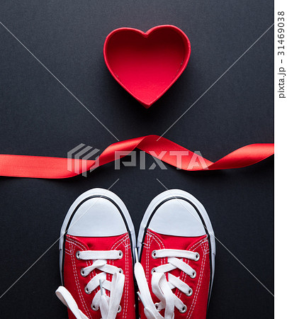 box, ribbon and gumshoes box, ribbon and gumshoes 31469038