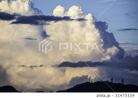 積乱雲 31473339