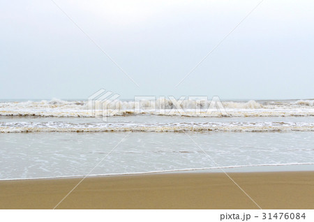Lonely wild sand beach in Vietnam Lonely wild sand beach in Vietnam 31476084