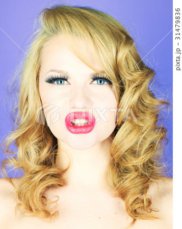 Beautiful emotional lady 31479836