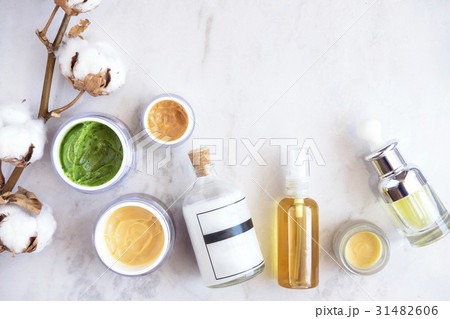 Natural skincare cosmetics from above Natural skincare cosmetics from above 31482606