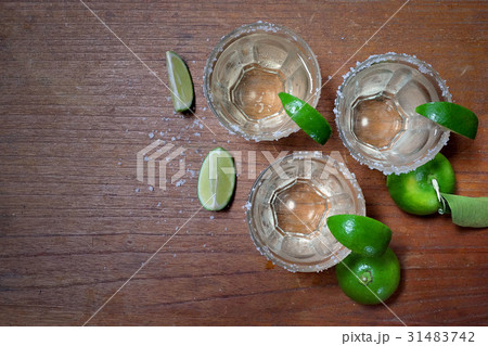 Tequila with lime and salt 31483742