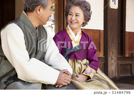 信仰 信頼 夫婦 31484796