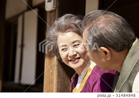 南山コル韓屋村 夫婦 ソウル 31484848