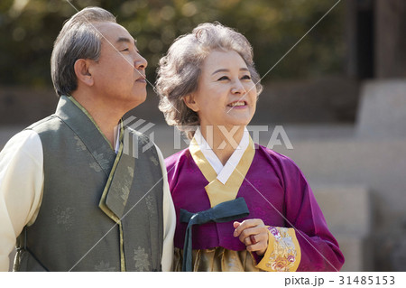 祝日 夫婦 韓国人 31485153